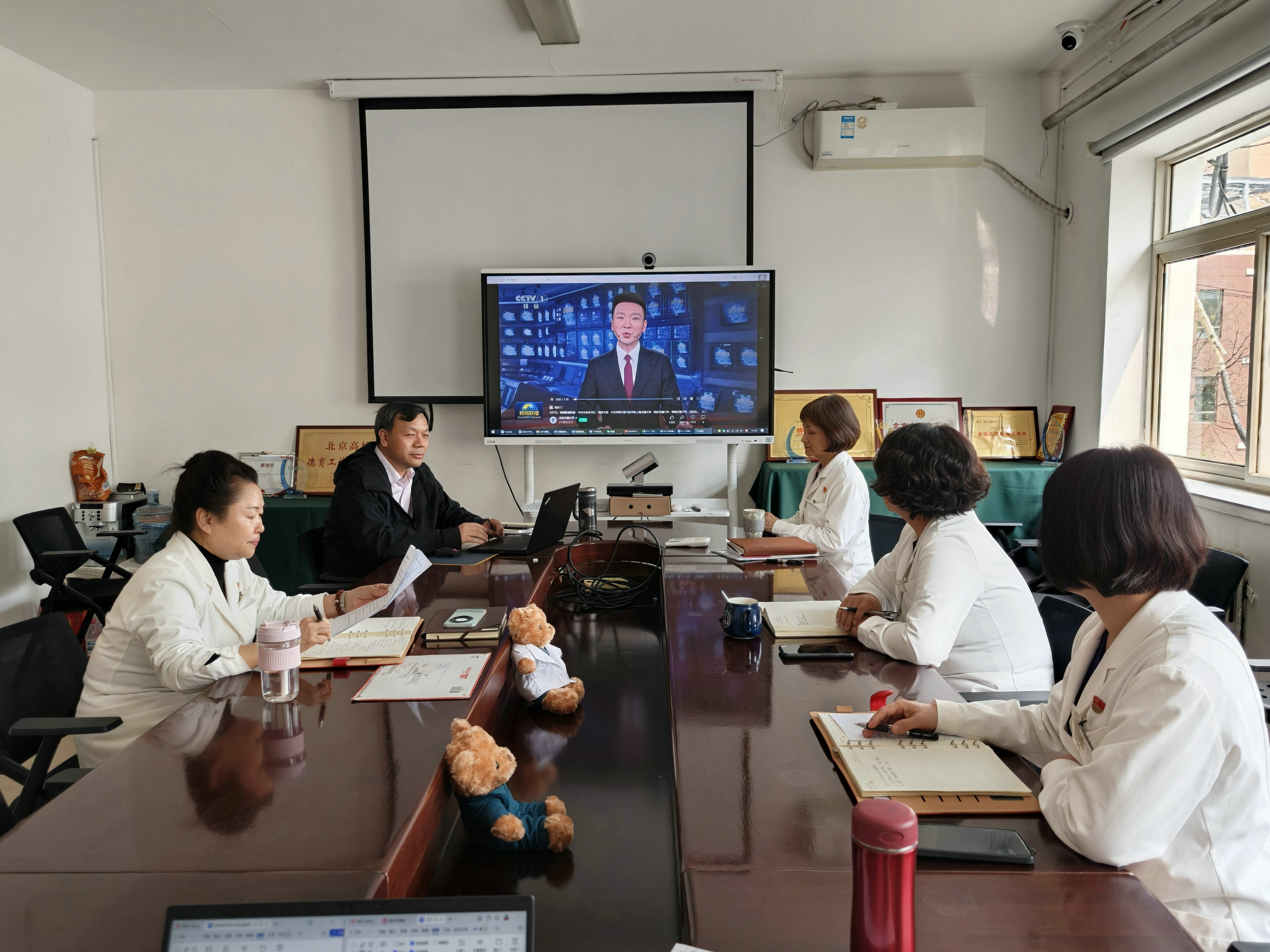 1-理论中心组学习.jpg